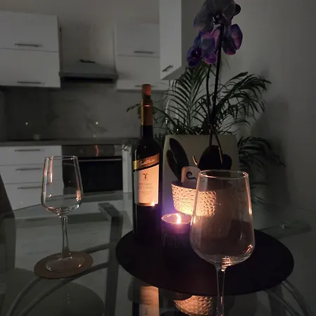 Casa Al Mare شقة زادار