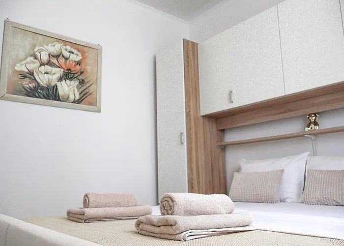 Casa Al Mare アパート ザダル